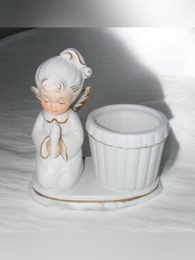 Vintage Josef Originals Japan ceramic praying angel girl figurine planter, 4.25”